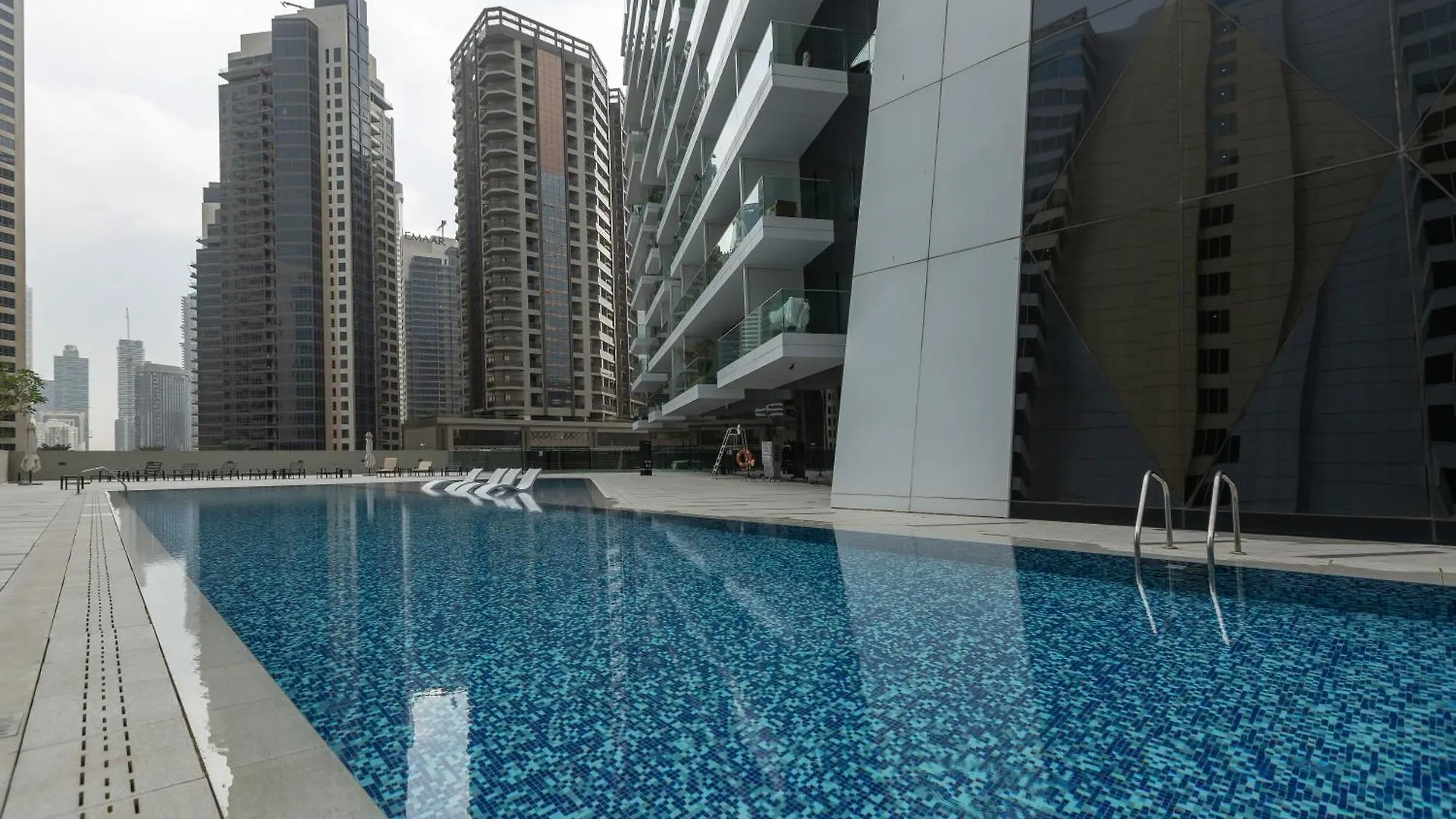 Burj & Beyond - Luxury Stay With Burj Khalifa View ドバイ アパート