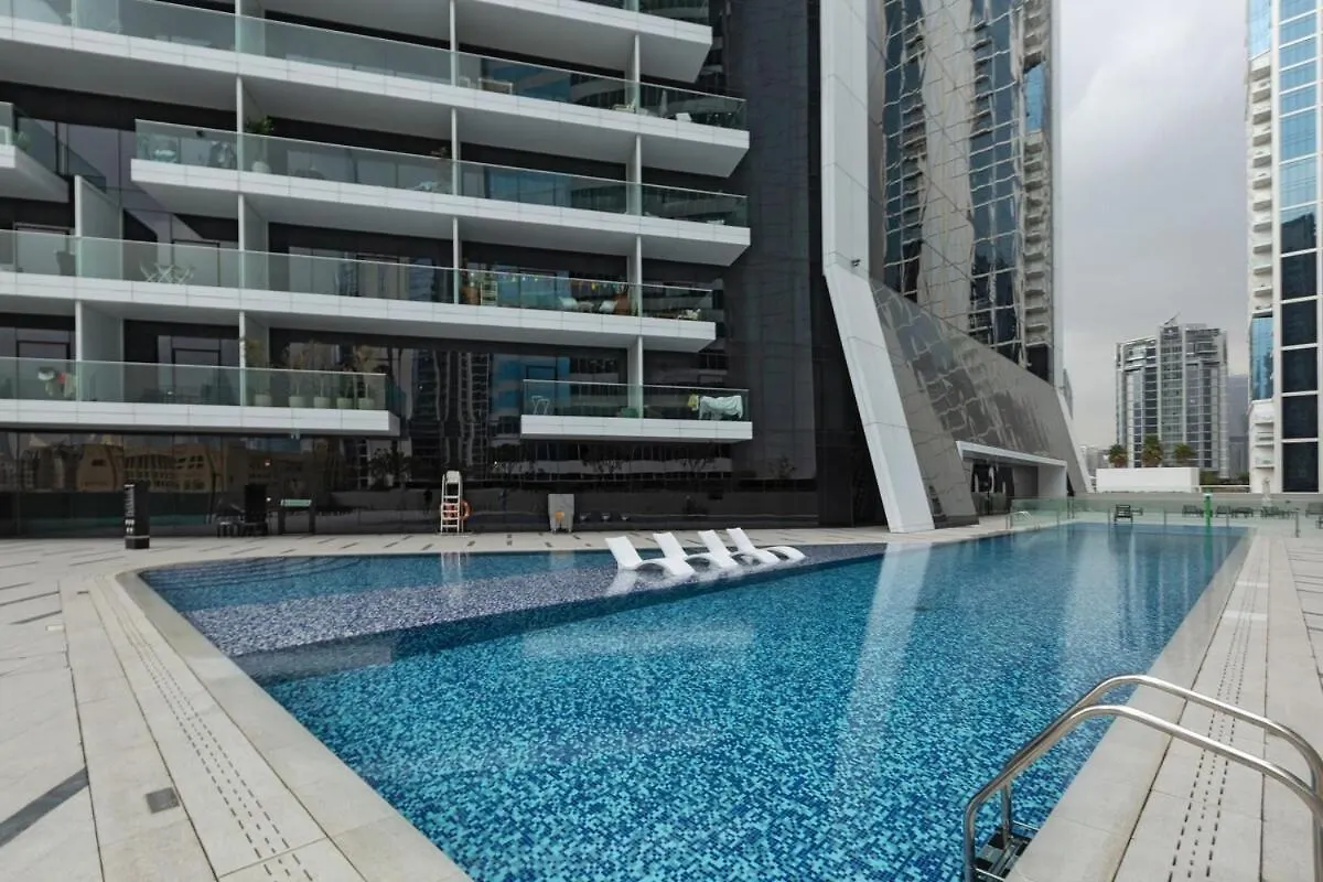 アパート Burj & Beyond - Luxury Stay With Burj Khalifa View ドバイ アラブ首長国連邦
