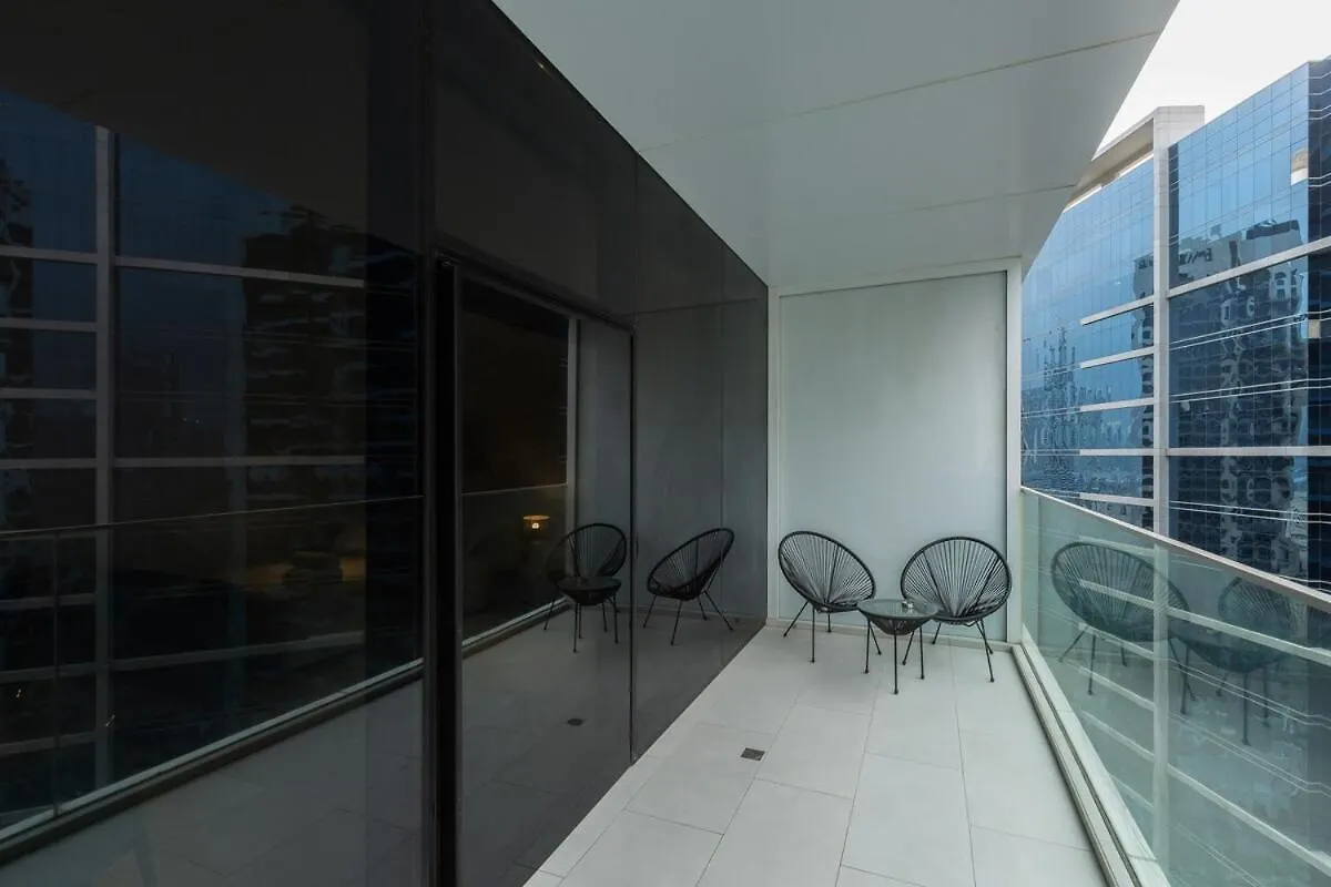 Burj & Beyond - Luxury Stay With Burj Khalifa View ドバイ アパート