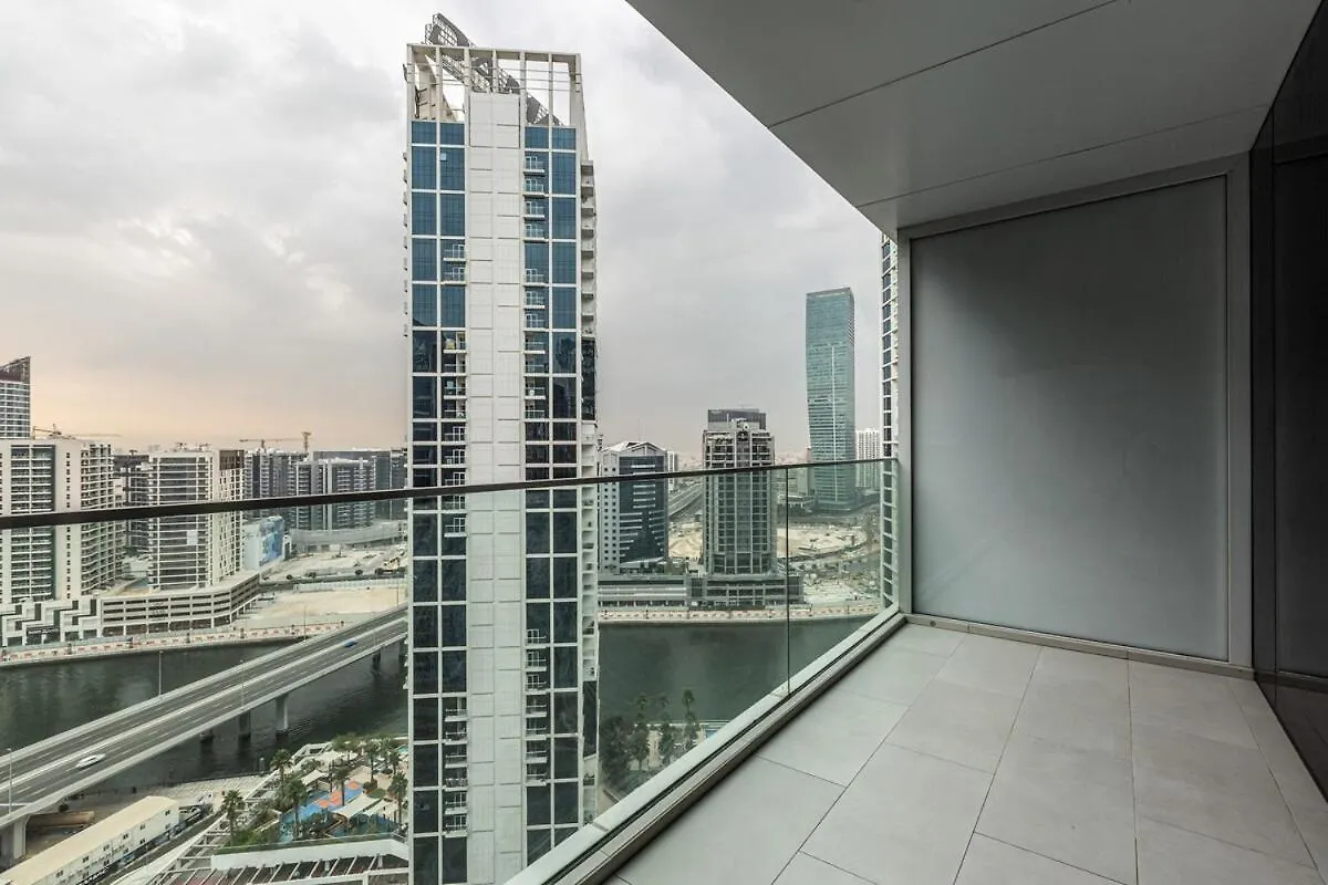 Burj & Beyond - Luxury Stay With Burj Khalifa View ドバイ 0*,