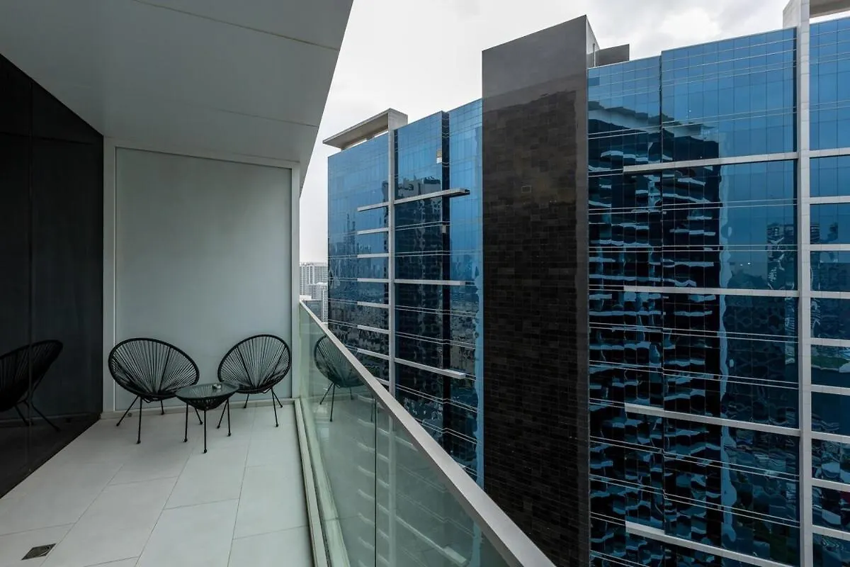 Burj & Beyond - Luxury Stay With Burj Khalifa View ドバイ アパート