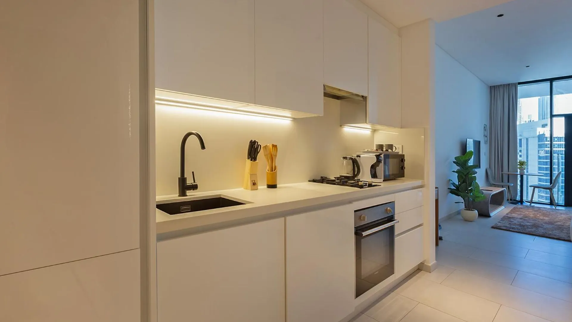 Burj & Beyond - Luxury Stay With Burj Khalifa View ドバイ 0*,