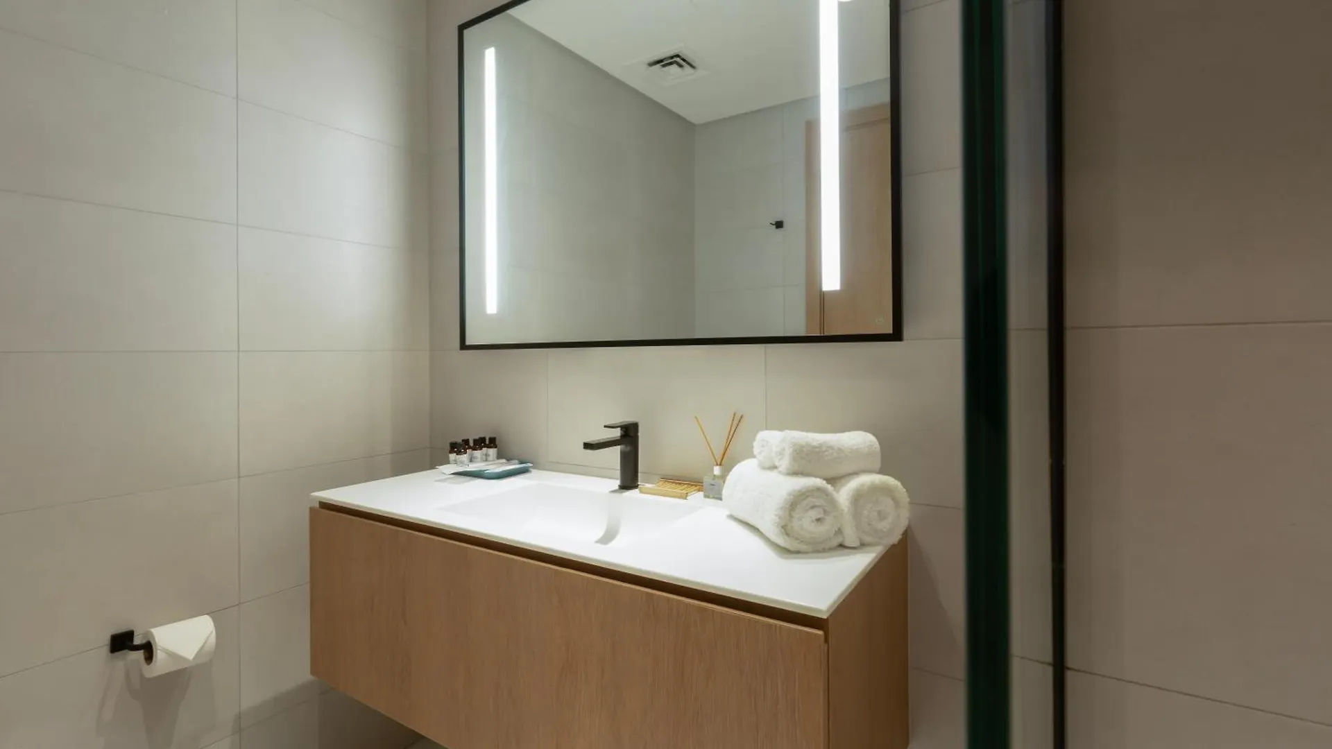 Burj & Beyond - Luxury Stay With Burj Khalifa View ドバイ