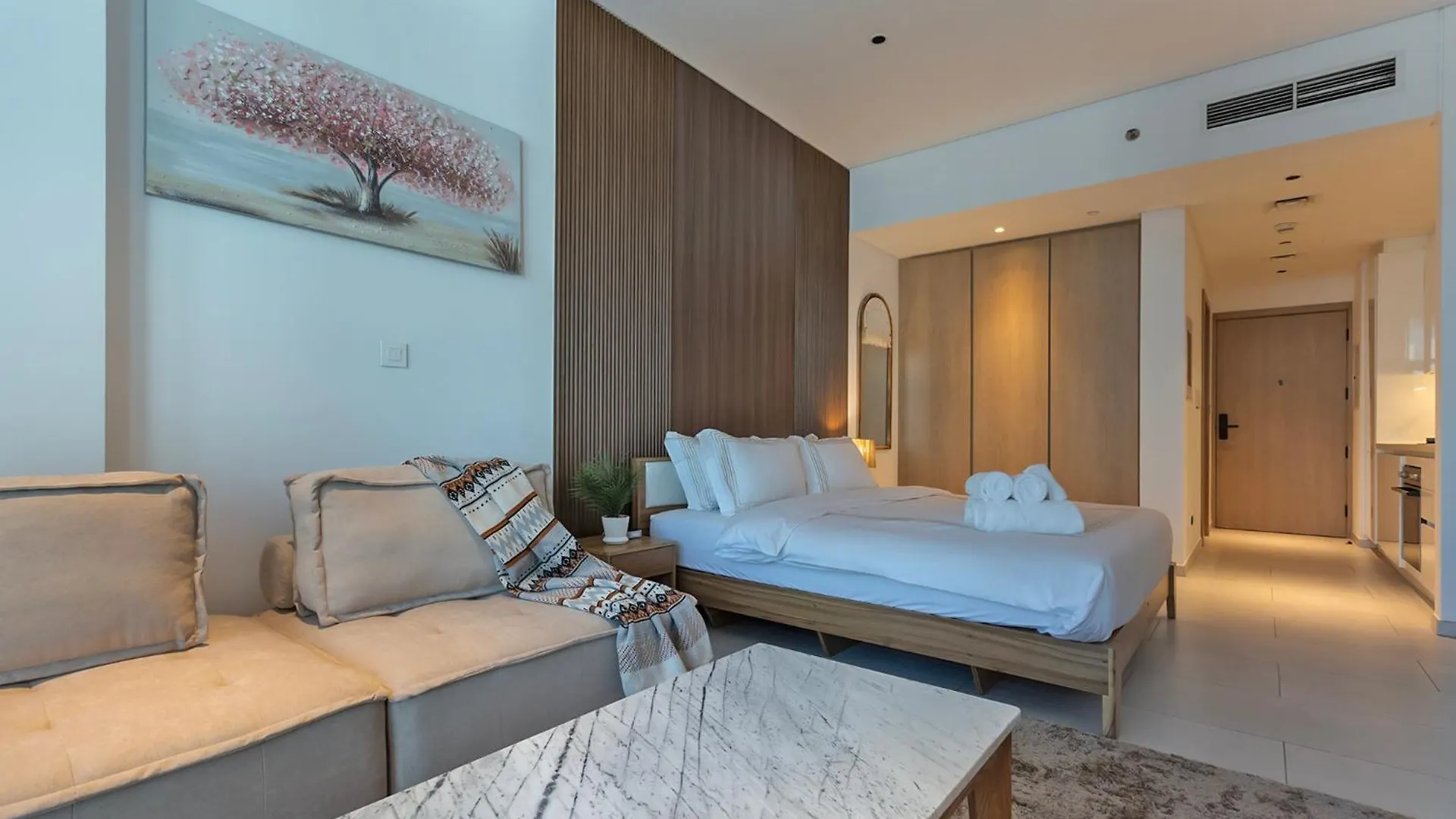 Burj & Beyond - Luxury Stay With Burj Khalifa View ドバイ