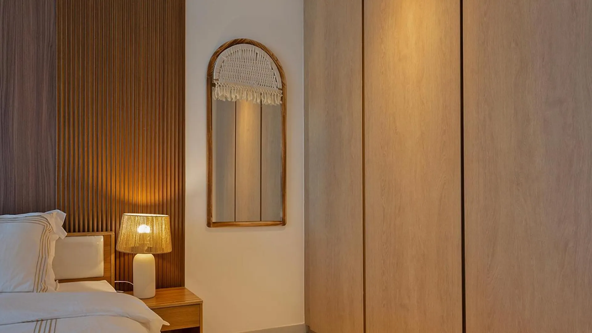 Burj & Beyond - Luxury Stay With Burj Khalifa View ドバイ アラブ首長国連邦
